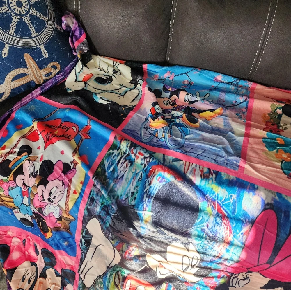 New In Vacumm Sealed Bag , Disney Character Blanket This Is For 1.